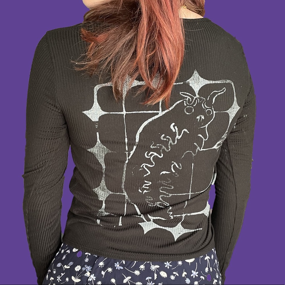 Silver Screen Printed Alien Worm Shirt